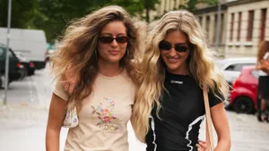 Vitamine C is dé nieuwe superfood voor een glanzende coupe (en zo gebruik je het)