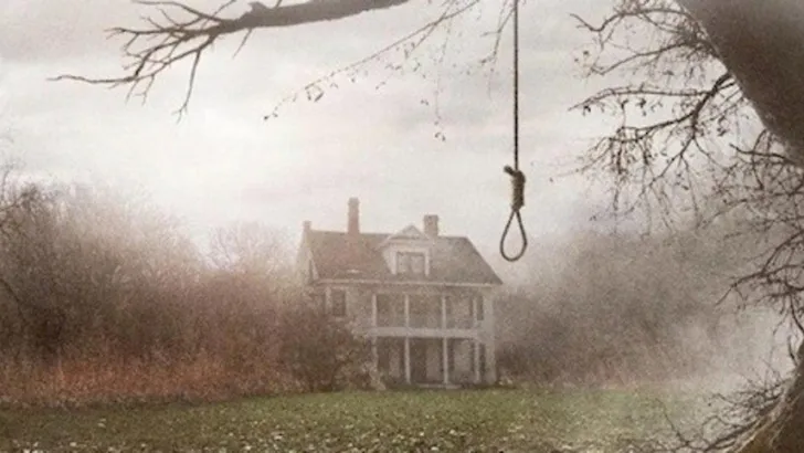 Het angstaanjagende horrorhuis uit de film The Conjuring.