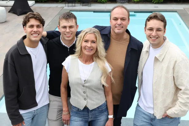 De familie Bauer tijdens de aankondiging van Frans zijn concerten in Ahoy. 