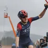 'Lelijke' zege Carlos Rodríguez in Baskenland, matige Roglic en actieve Evenepoel nieuwe leider Baskenland