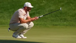 Shinnecock Hills bijt van zich af, maar Clark blijft de putts maken