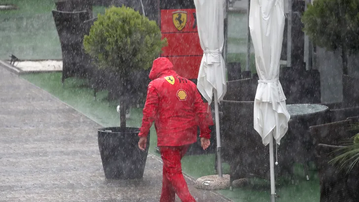 Ferrari gaat testen met nieuwe spatborden