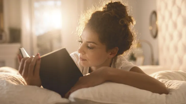 Onderzoek: slimme mensen zijn gelukkiger als ze alleen zijn