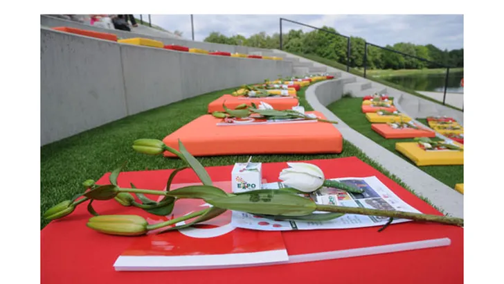 EXPO 2016: KINDEREN EN BLOEMEN