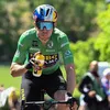 Wout van Aert taalkunstenaar met woordspeling na te vroeg juichen in Dauphiné