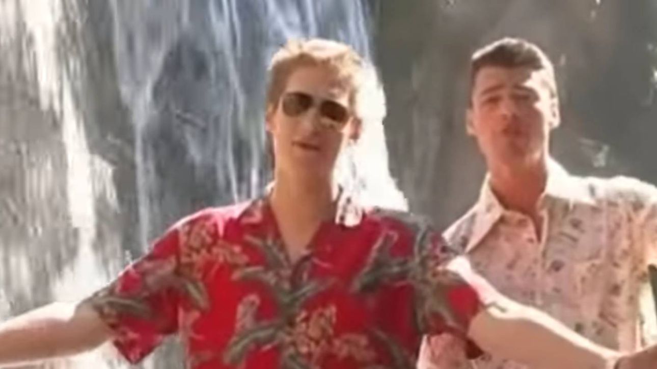 Zó gaat het nu met Tropical Danny en Guillermo van 'Toppertje en Breezer Ananas'? Zó gaat het nu met Tropical Danny en Guillermo van 'Toppertje en Breezer Ananas'?