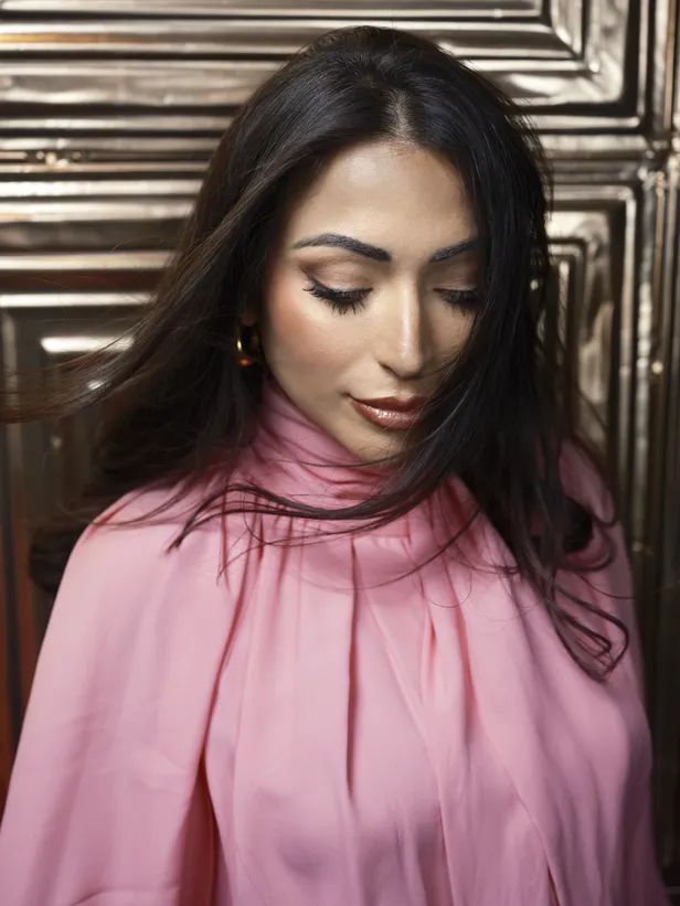 Lale Gül voor Beau Monde 3 2026.