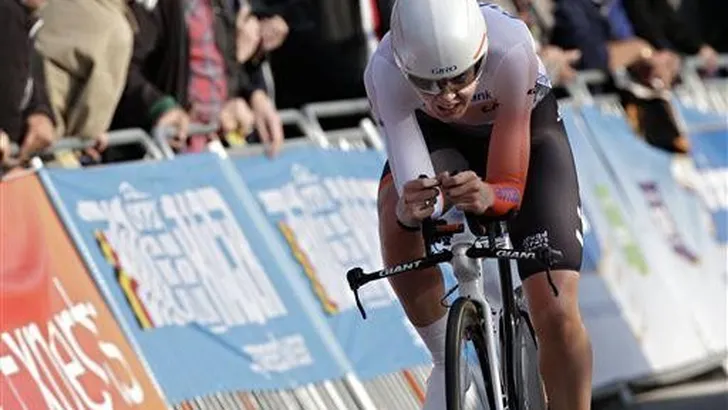 Van der Breggen verrast met nationale titel