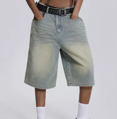 Jade London – Light Wash Jumbo Jorts €70