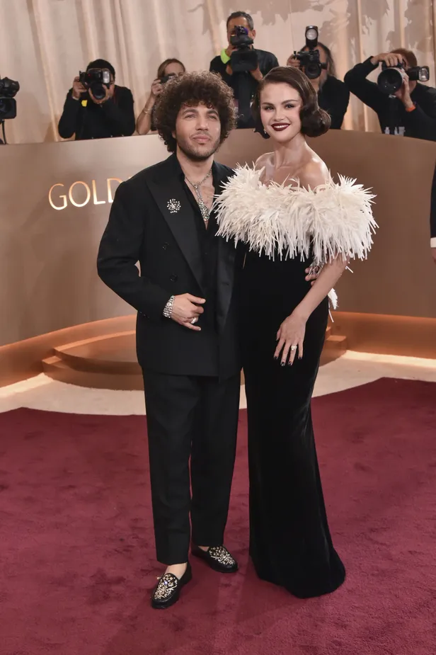 Selena Gomez in Chanel met Benny Blanco