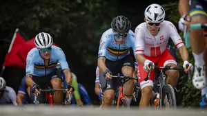 wout van aert jasper stuyven