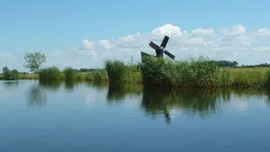 Ga op watersafari boven Amsterdam!