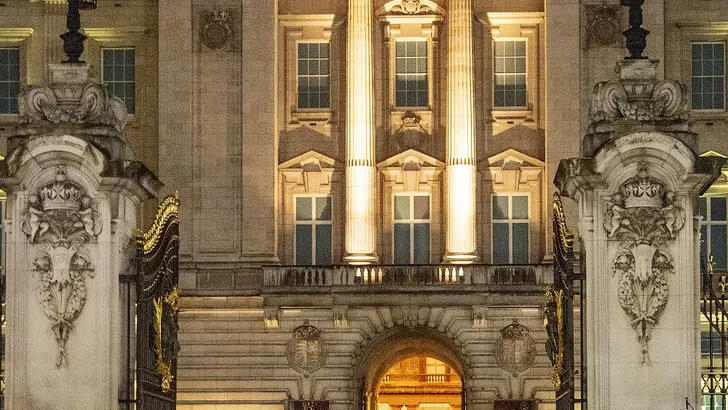 Koningin Elizabeth voor het laatst in Buckingham Palace