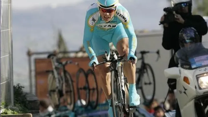 Dauphine Libere: Astana boven in tijdrit