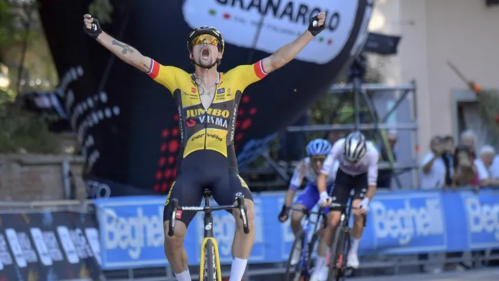 Roglic wint Giro dell'Emilia