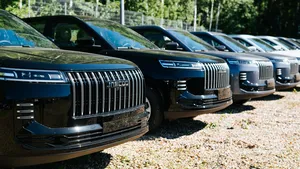 Meerdere Jaecoo SUV's staan naast elkaar opgesteld