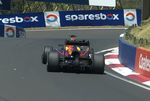 VIDEO: Red Bull RB7 V8 op Bathurst
