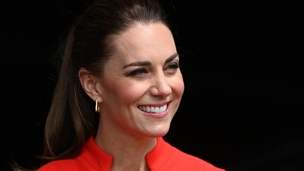 Op een rij: Alle jubileumoutfits van Kate Middleton | Elegance