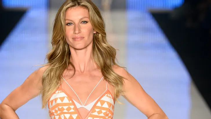 Gisele showt nieuwe collectie in retro-shoot