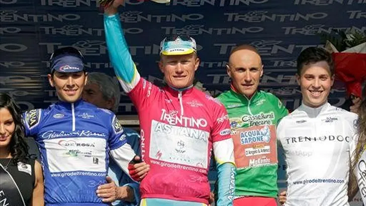 Vinokourov rijdt de snelste tijdrit in Trentino