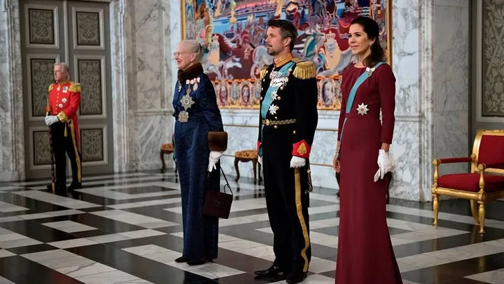 Koningin Margrethe pakt de draad weer op