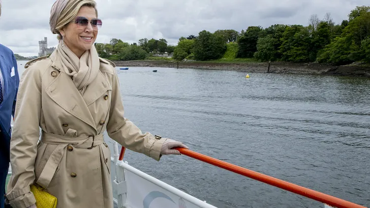 Royals in trenchcoat – kom maar op, met die summer rain