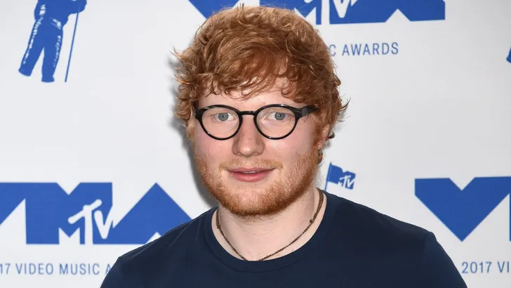 Ed Sheeran dankt succes aan 'raar' uiterlijk