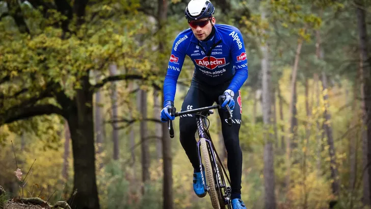 Mathieu van der Poel taint in Lichtaart