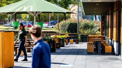 De McDonald's in Capelle aan den IJssel waar Jerryson om het leven kwam.