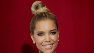 Sylvie Meis showt decolleté op Instagram (+Foto’s) 