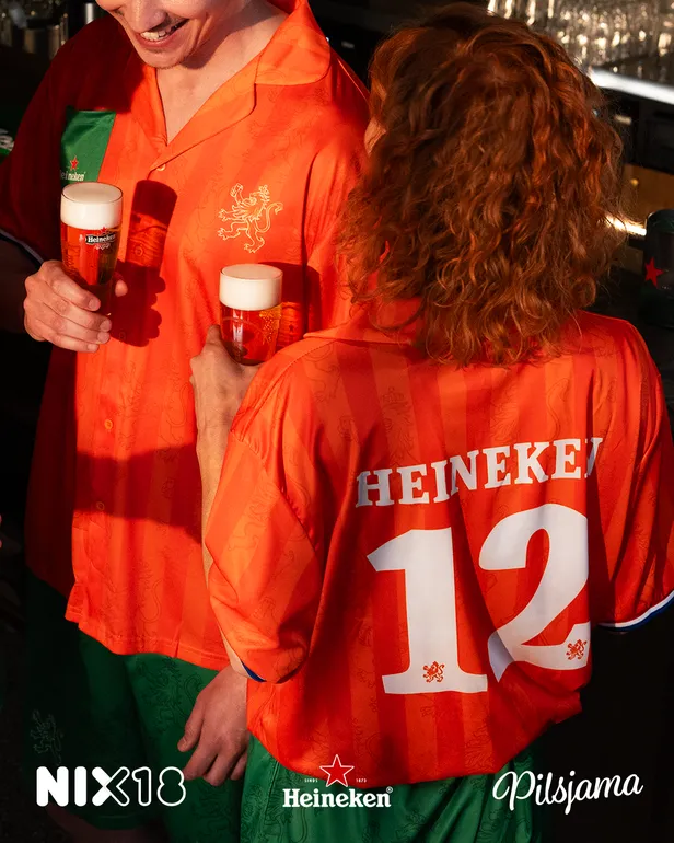 De pilsjama van Heineken voor het WK 2026 