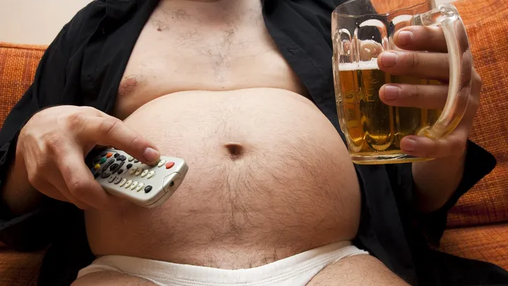 Nieuwe Finse trend waait over: bier drinken in je onderbroek