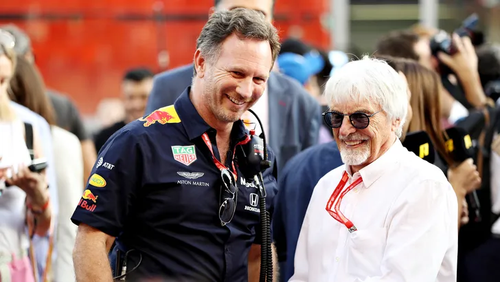 Ecclestone: 'Hamilton probeert het niet eens meer!'