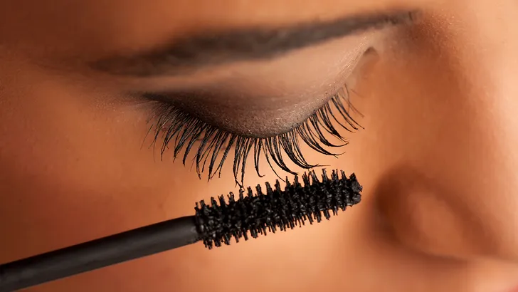 mascara