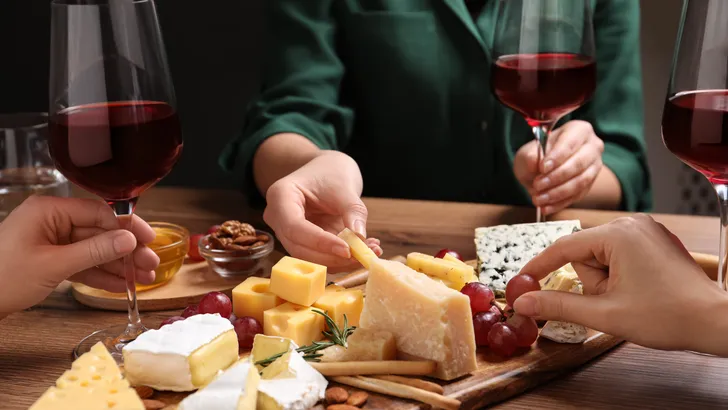 Hoe je favoriete kaasplateau je immuunsysteem kan ondersteunen