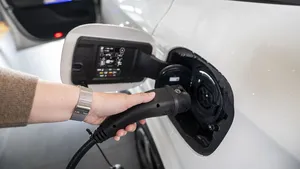 AutoScout24-expert waarschuwt consumenten om te wachten met de aankoop van een elektrische auto