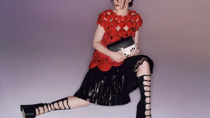 Winona Ryder (50) is het nieuwe gezicht van Marc Jacobs 