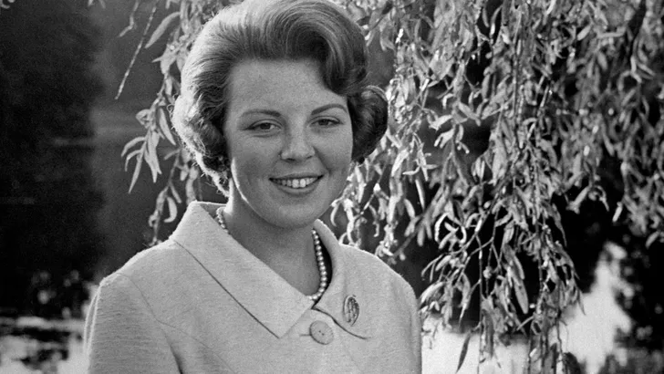 Beatrix 80: haar leukste jeugdfoto’s
