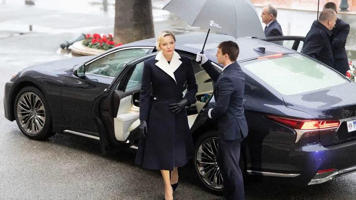 Royal look van Charlene