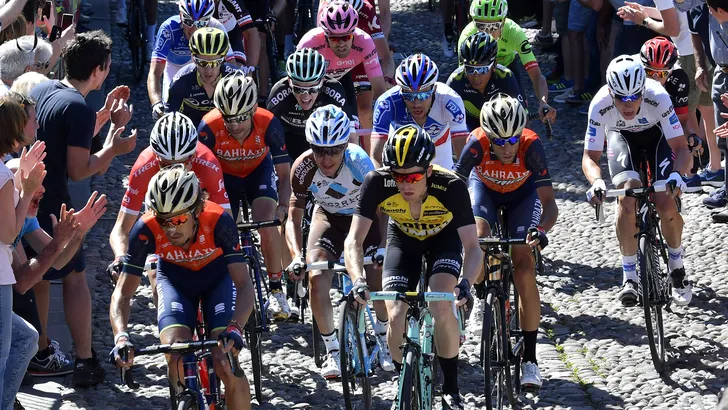 Rit gemist: Jungels sprint naar zege; Quintana pakt zes seconden op Dumoulin