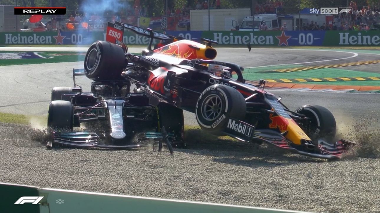 Verstappen crash