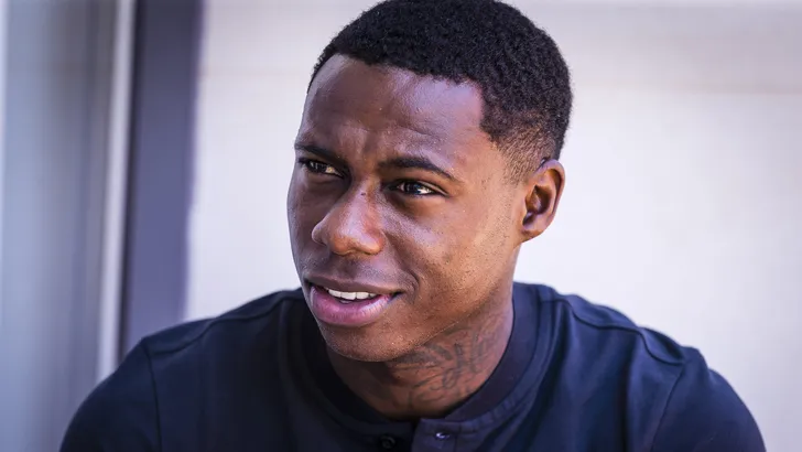 Slachtoffer steekpartij Quincy Promes wil vóór EK knoop doorhakken over strafvervolging