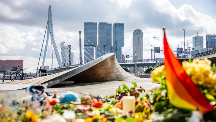 Erasmussteker Ayoub M. (23) wil meer belminuten om met zijn moeder te praten