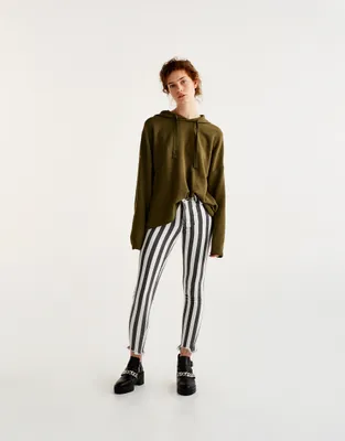 Pull and Bear - €29,99