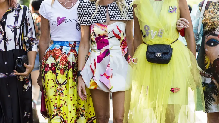 Dit zijn de 5 fashiontrends die deze zomer out of style zijn
