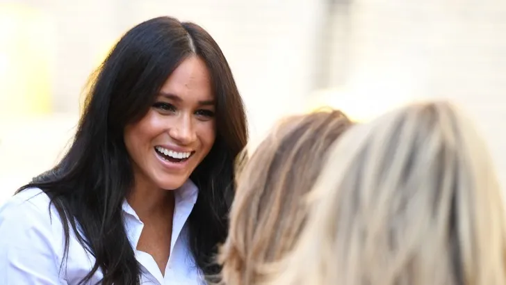 Meghan Markle introduceert klassieke modecollectie